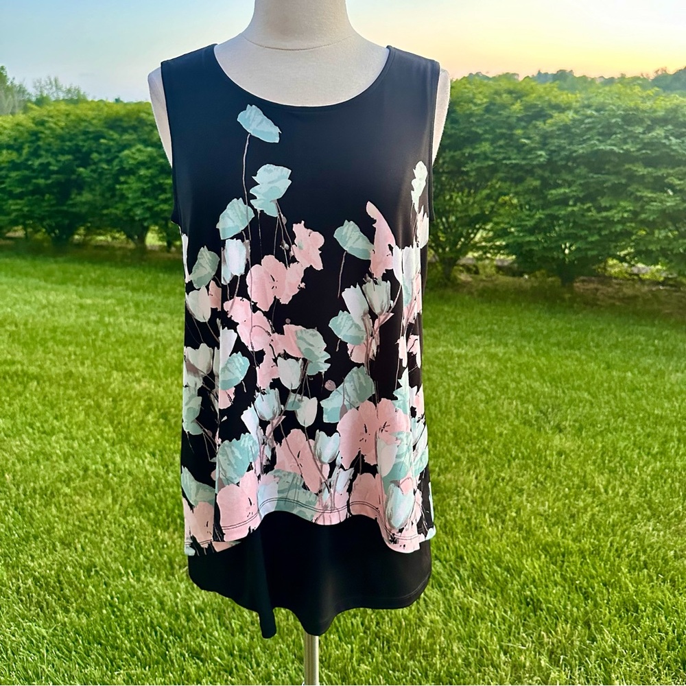 ALFANI FLORAL SLEEVELESS TOP - Picture 5 of 16